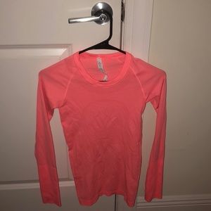 Lululemon Swiftly Tech Long Sleeve
